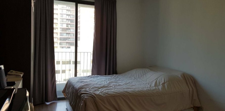 Studio dans le Condo à Ratchathewi, Bangkok, Thaïlande  № 138992