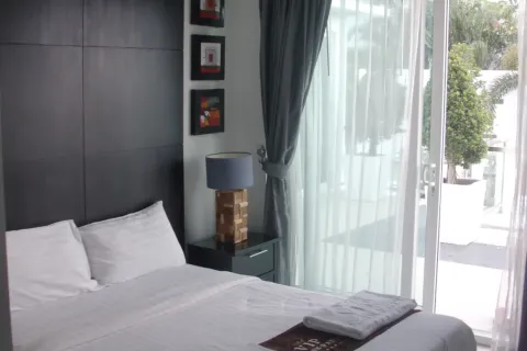 Villa in Pattaya, Thailand 4 bedrooms № 156528 - photo 10