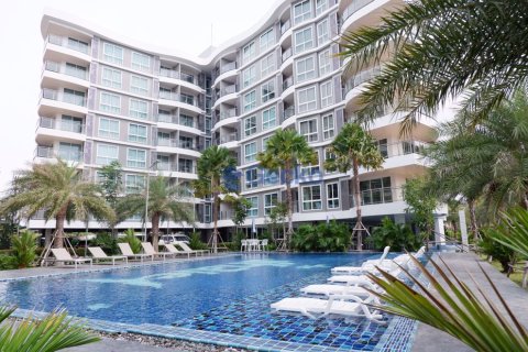 Condo in Pattaya, Thailand, 2 bedrooms № 196910 - photo 6