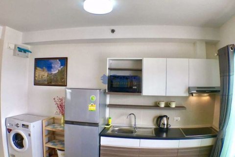 Condo in Pattaya, Thailand, 2 bedrooms № 196911 - photo 5