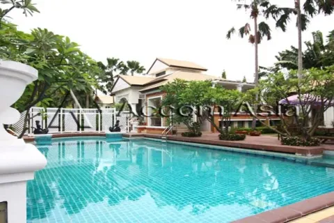 Haus in Bang Kapi, Bangkok, Thailand 5 Schlafzimmer № 217695 - Foto 8