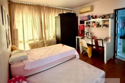 Haus in Bang Kapi, Bangkok, Thailand 4 Schlafzimmer № 216200 - Foto 11