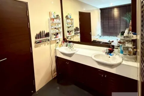Haus in Bang Kapi, Bangkok, Thailand 4 Schlafzimmer № 216200 - Foto 17