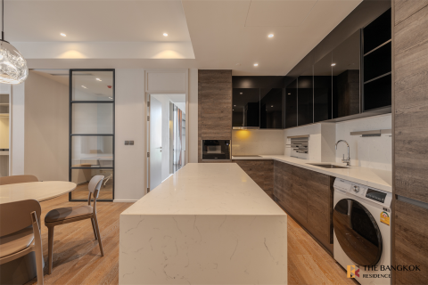 Condo in Bangkok, Thailand, 2 bedrooms  № 189852 - photo 2