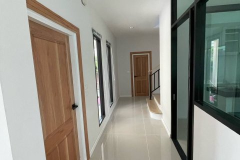 House in Sai Mai, Bangkok, Thailand 4 bedrooms № 163002 - photo 6