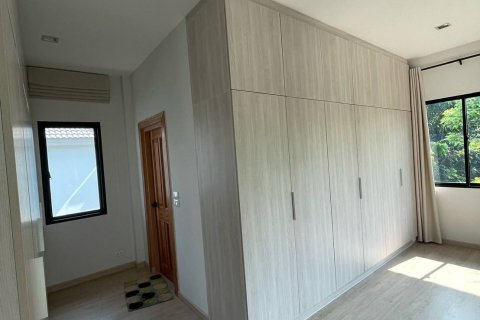 House in Sai Mai, Bangkok, Thailand 4 bedrooms № 163002 - photo 11