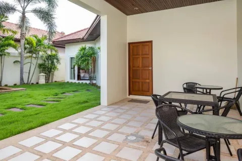 Villa in Pattaya, Thailand 2 bedrooms № 163008 - photo 13