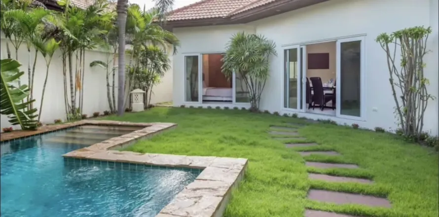 Villa in Pattaya, Thailand 2 bedrooms № 163008