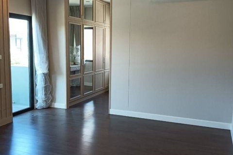 House in Ban Lam Luk Ka, Thailand 5 bedrooms № 163003 - photo 16