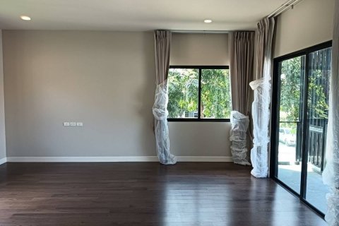 House in Ban Lam Luk Ka, Thailand 5 bedrooms № 163003 - photo 10