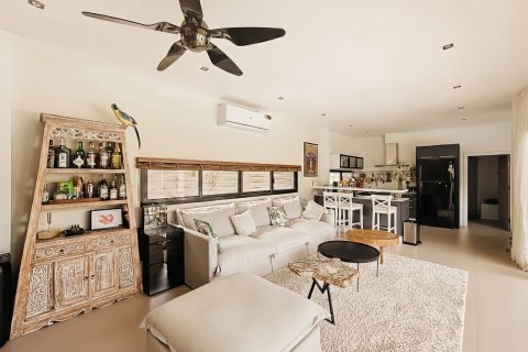 Villa in Ko Samui, Thailand 4 bedrooms № 163005 - photo 2