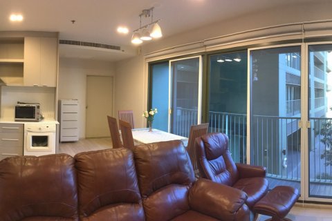 Кондоминиум с 2 спальнями в Бангкоке, Таиланд № 143197 - фото 3