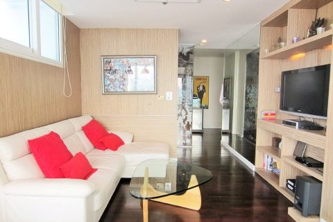 Кондоминиум с 2 спальнями в Бангкоке, Таиланд № 143195 - фото 3