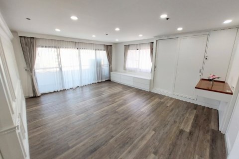 Condo à Bangkok, Thaïlande, 3 chambres  № 143196 - photo 17