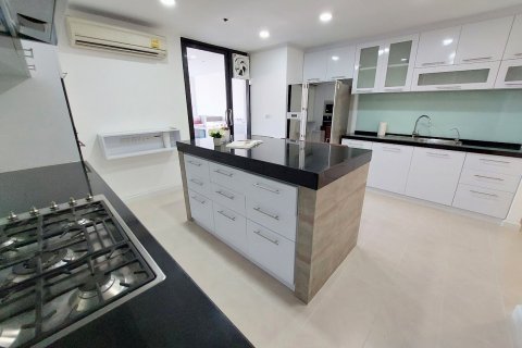 Condo à Bangkok, Thaïlande, 3 chambres  № 143196 - photo 28