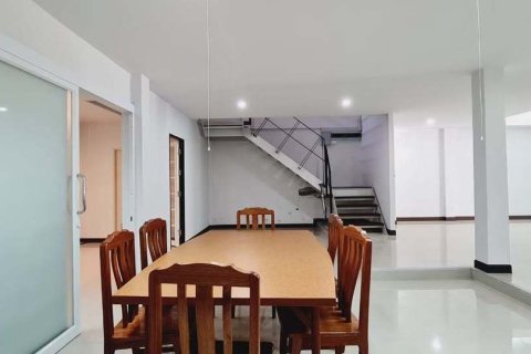 Таунхаус в Хуа Хине, Таиланд с 4 спальнями  № 147536 - фото 5