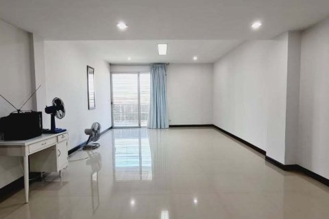 Таунхаус в Хуа Хине, Таиланд с 4 спальнями  № 147536 - фото 9