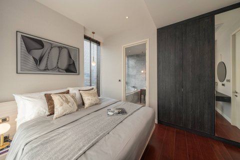 Condo in Bangkok, Thailand, 2 bedrooms  № 180807 - photo 13