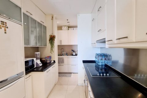 Condo in Bangkok, Thailand, 2 bedrooms  № 180810 - photo 15