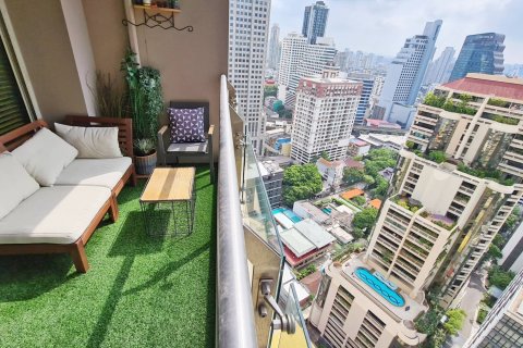 Condo in Bangkok, Thailand, 2 bedrooms  № 180810 - photo 2