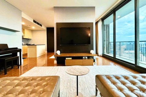 Condo in Bangkok, Thailand, 3 bedrooms  № 180808 - photo 7