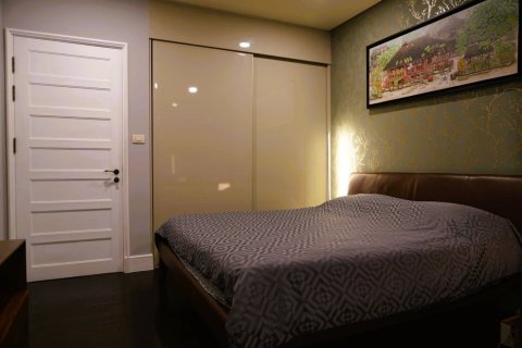 Condo in Bangkok, Thailand, 3 bedrooms  № 180808 - photo 25