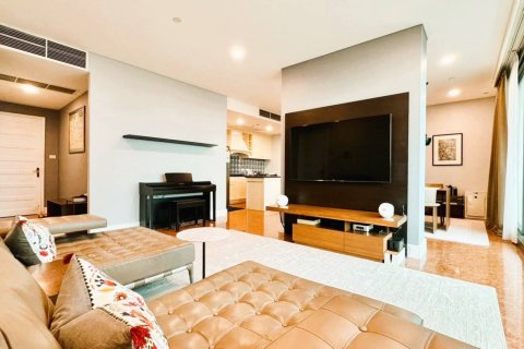 Condo in Bangkok, Thailand, 3 bedrooms  № 180808 - photo 3