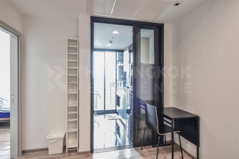 Condo in Bangkok, Thailand, 1 bedroom № 185073 - photo 2