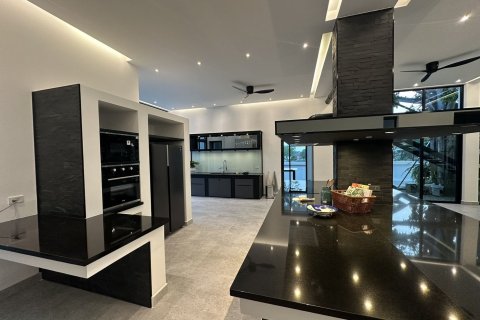 Вилла в Паттайе, Таиланд с 4 спальнями  № 170623 - фото 9