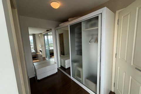 Condo in Hua Hin, Thailand, 2 bedrooms  № 138220 - photo 9