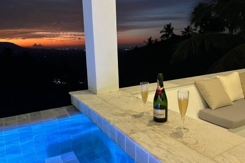 Villa in Ko Samui, Thailand 3 bedrooms № 138217 - photo 16