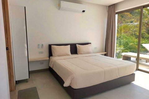 Villa in Ko Samui, Thailand 3 bedrooms № 138217 - photo 10