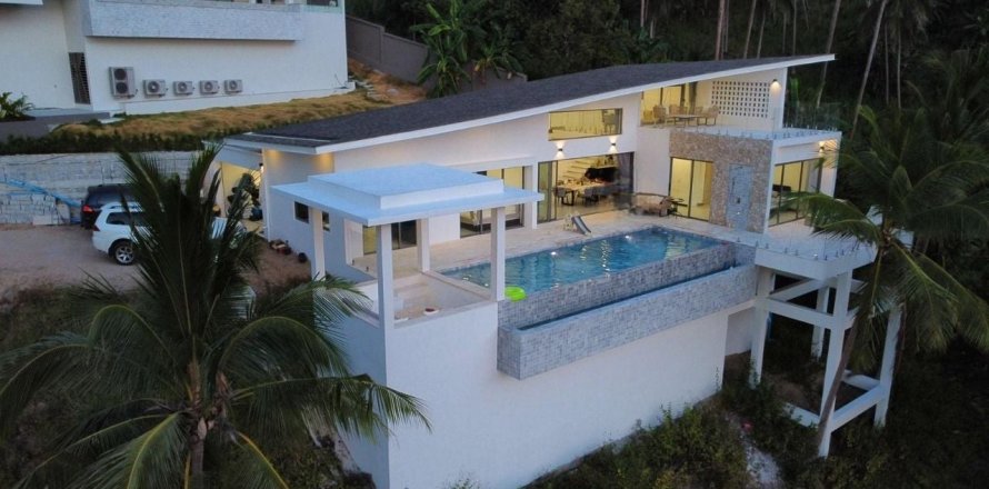Villa in Ko Samui, Thailand 3 bedrooms № 138217