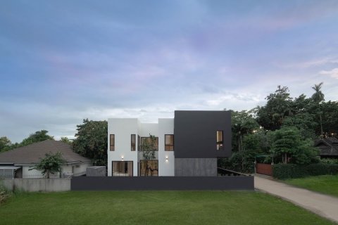 Villa in Hang Dong, Thailand 5 bedrooms № 138216 - photo 6