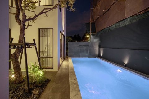 Villa in Hang Dong, Thailand 5 bedrooms № 138216 - photo 13