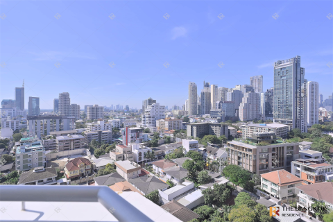 Condo in Bangkok, Thailand, 2 bedrooms № 186348 - photo 6
