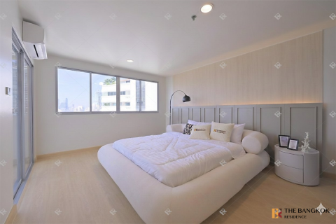 Condo in Bangkok, Thailand, 2 bedrooms № 186348 - photo 9