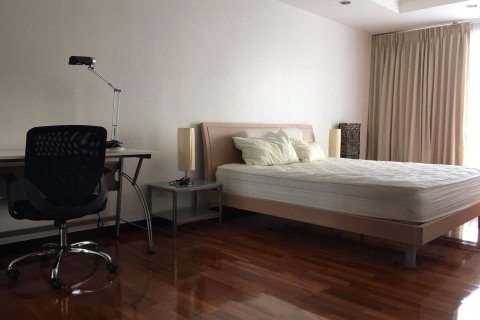 Кондоминиум с 3 спальнями в Ваттхане, Бангкок, Таиланд № 149928 - фото 12