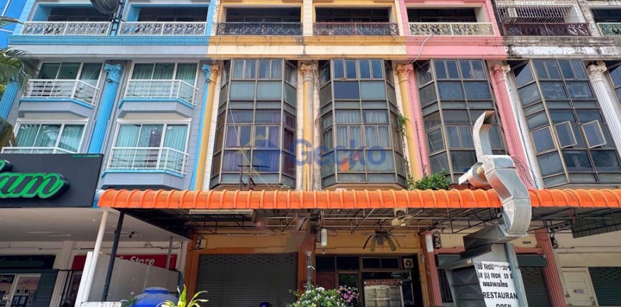 Maison à Pattaya, Thaïlande 11 chambres № 196558
