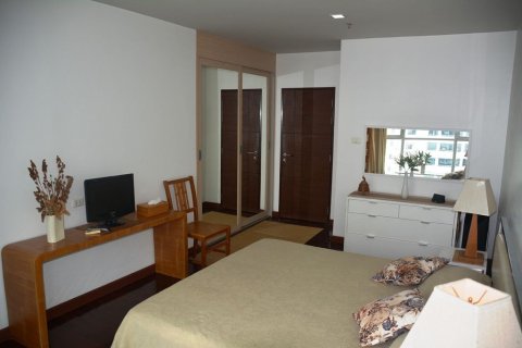 Studio in the Condo in Watthana, Bangkok, Thailand  № 158660 - photo 9