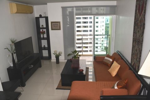 Studio in the Condo in Watthana, Bangkok, Thailand  № 158660 - photo 3