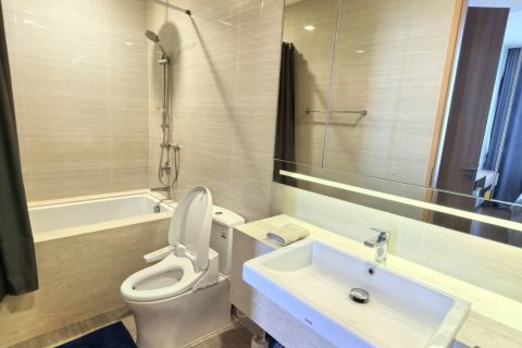 Condo in Watthana, Bangkok, Thailand, 2 bedrooms  № 158663 - photo 6