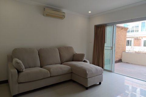 Таунхаус в Паттайе, Таиланд с 3 спальнями  № 135446 - фото 10