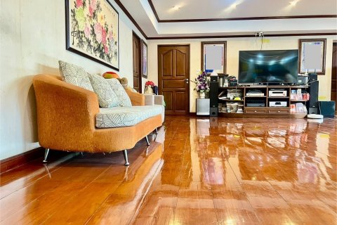 Office à Lat Phrao, Bangkok, Thaïlande № 135449 - photo 18