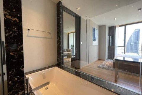 Condo à Khlong Toei, Bangkok, Thaïlande, 1 chambre  № 133623 - photo 11