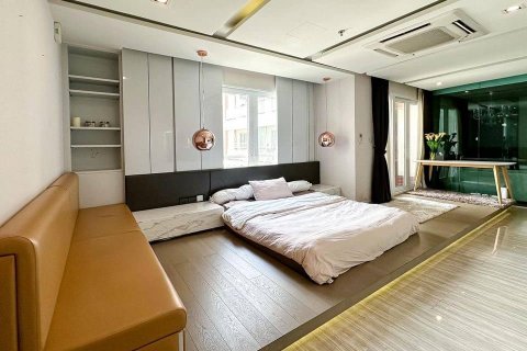 Кондоминиум с 3 спальнями в Клонг Тоэй, Бангкок, Таиланд № 133622 - фото 5