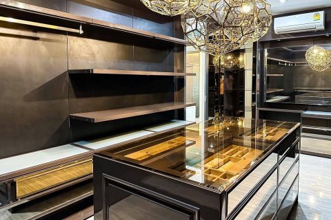 Кондоминиум с 3 спальнями в Клонг Тоэй, Бангкок, Таиланд № 133622 - фото 9