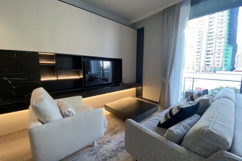 Condo in Watthana, Bangkok, Thailand, 2 bedrooms  № 133625 - photo 2