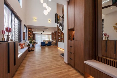 Villa in Chiang Mai, Thailand 5 bedrooms № 159986 - photo 9