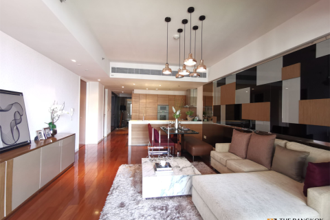 Condo in Bangkok, Thailand, 3 bedrooms  № 186288